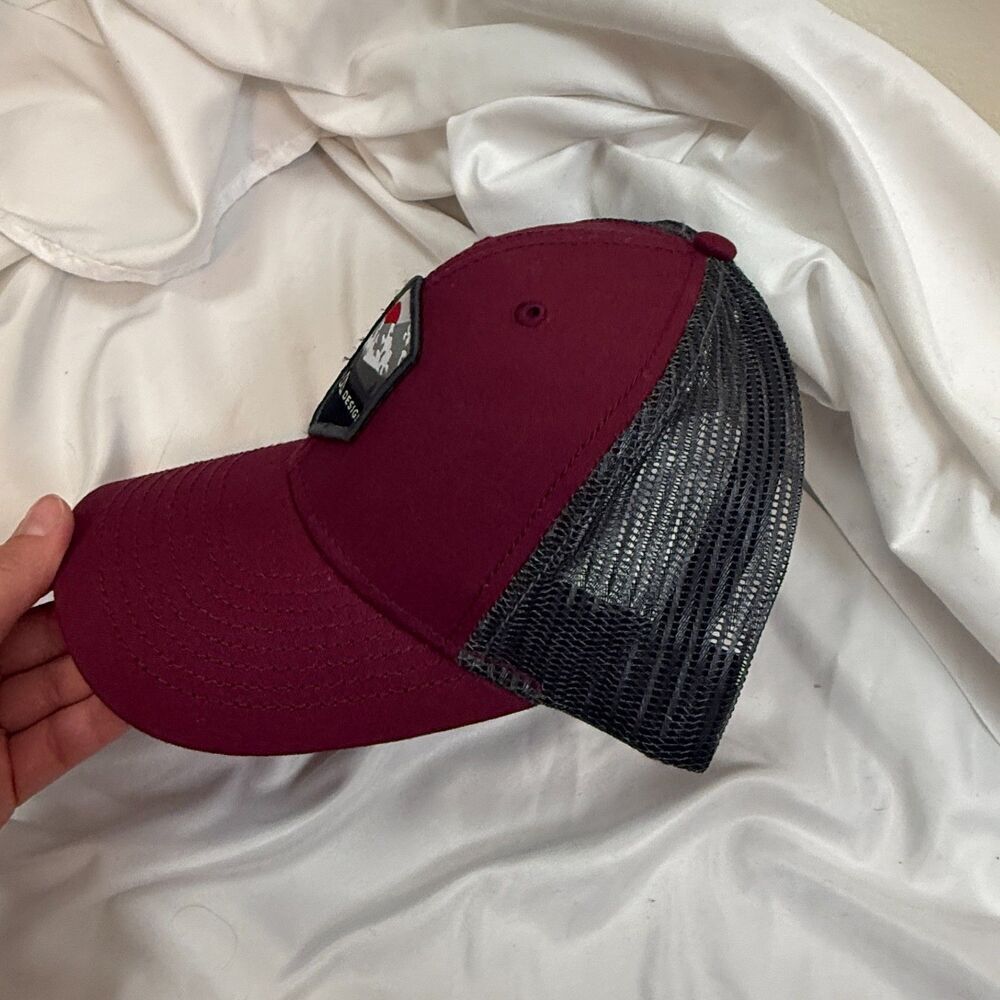 Alpine Design Men's AD M Patch Trucker Maroon Outdoor Hiking Gorpcore Camp - Picture 2 of 8